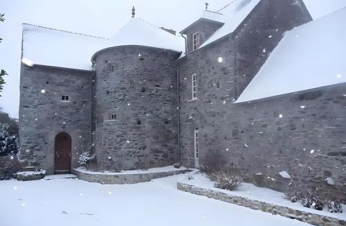 Acqueville Bed & Breakfast | Manoir De Labelangerie