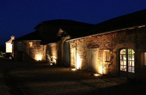 Saint-Bonnet-de-Cray Bed & Breakfast | Manoir de Malfarat