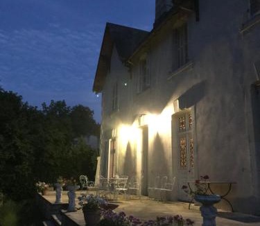 La Roche-Rigault Bed & Breakfast | Manoir de Manapany
