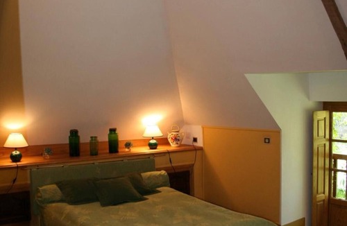 Sixt-sur-Aff Bed & Breakfast | Manoir de Pommery