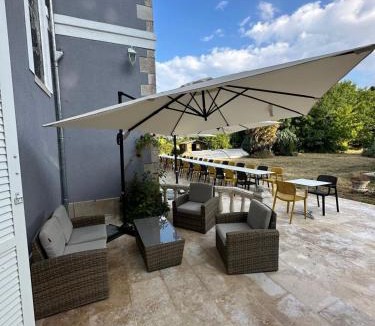 Chatillon-Coligny Villa | Manoir de Tournel