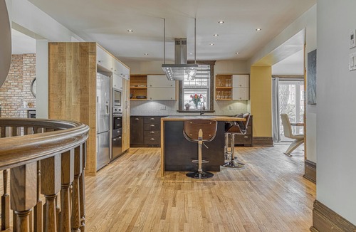 Montcalm House | Manoir des Braves