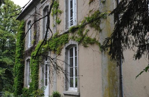 Yvre-l'Eveque Bed & Breakfast | Manoir des Turets