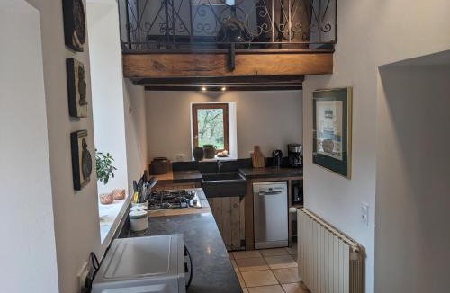 Prudhomat Apartment | Manoir du Boscau, Louis IX