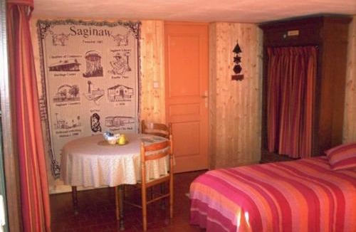 Mardilly Bed & Breakfast | Manoir du Val Harangt