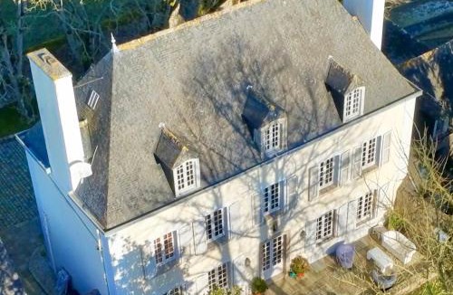 Saint-Samson-sur-Rance Bed & Breakfast | Manoir la Meffrais 1741-Chambres d'hôtes à 3 min de Dinan-Parking Privé