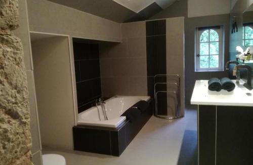 Merles Bed & Breakfast | Manoir Larcouillet
