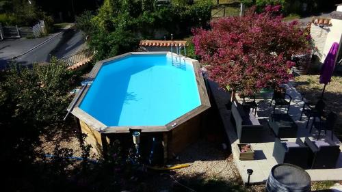 Beaumont Bed & Breakfast | Manoir Le Cristal en avril et mai , 2 nuits réservées , la 3 eme offerte et -30 Pcent sur les entrées du Futuroscope