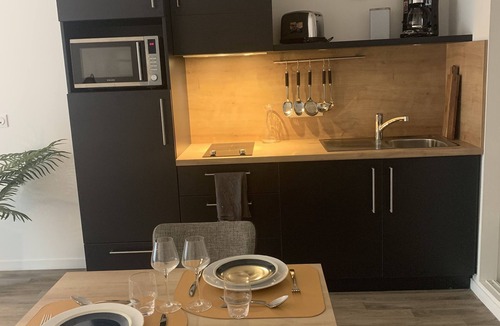 Poissy House | Manoir Le Parc des Aubiers