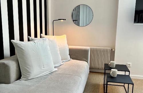 Isques Bed & Breakfast | Manoir Les Feuillantines Piscine & Spa