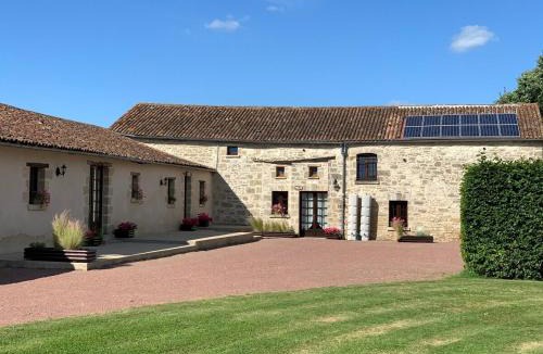 Concourson-sur-Layon House | Manoir Les Touches - Gîtes