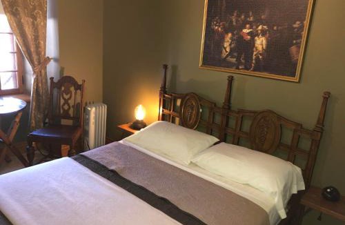 Marieville Hotel | Manoir Ramezay