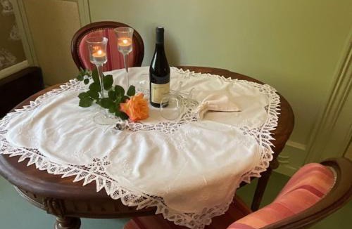 Loudun Bed & Breakfast | Manoir Tour Carree