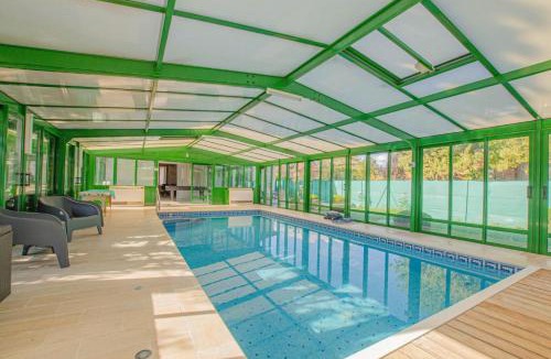 Mesnil-Saint-Pere House | Manon des lacs