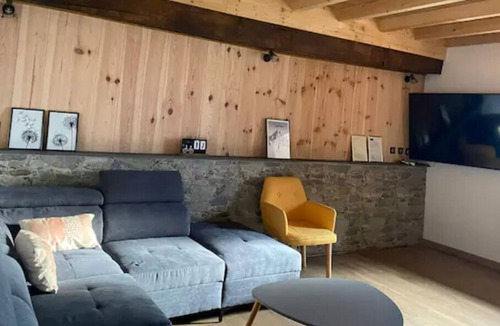 Artalens-Souin House | Manon's barn