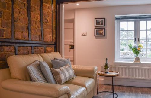 Findon House | Manor Cottage