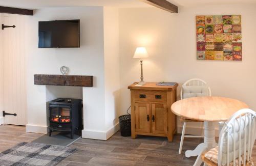 Findon House | Manor Cottage