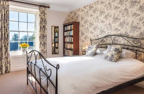 Froxfield Bed & Breakfast | Manor Farm B & B