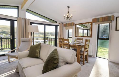 Bowerchalke House | Manor Farm Lodge