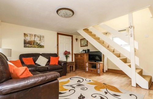 Redruth House | Manor Farmhouse Cottage