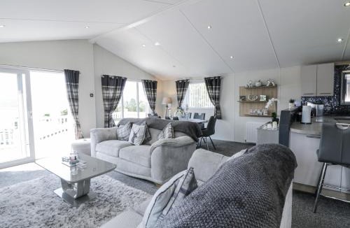 Wemyss Bay House | Manor Heights Lodge