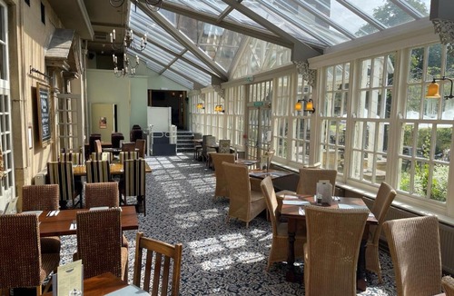 Yeovil Hotel | Manor Hotel by Greene King Inns