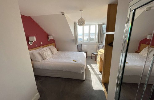 Exmouth Hotel | Manor Hotel