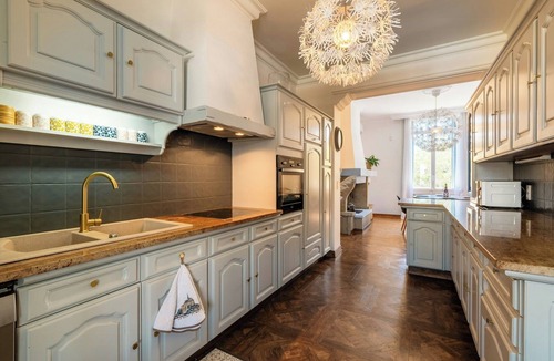 Magalas House | Manor house between vineyards and Canal du Midi