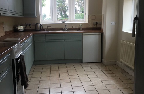 Wimborne Cabin | manor house