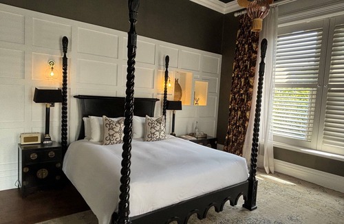 Ainley Top Hotel | Manor House Lindley