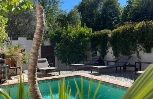 Le Muy House | Manor house with garden