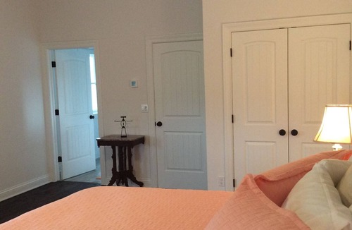 Franksville House | Manor on the Mile Two