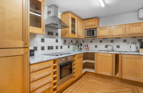 Edgbaston House | Manor Road House-Private Bathroom