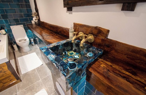 Leverton Bed & Breakfast | Manor Sun Retreat