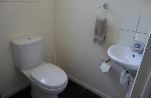 Huntly Hotel | Manor Views NZ