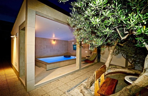 Sucuraj House | Manora Sucuraj pool guest house