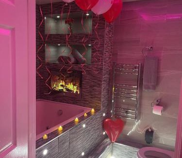 Bradford Apartment | Mansa Apartments