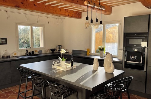 Saint-Laurent-des-Arbres House | Mansion - St laurent des arbresHouse with garden
