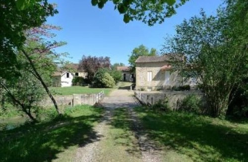 Bergerac House | Mansion - BERGERAC