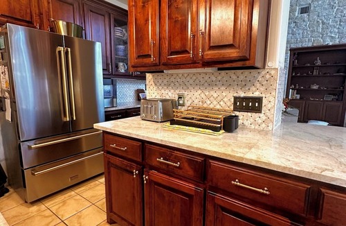Flower Mound House | Mansion- Chef Kitchen, Dolby 7.4.2 Atmos Theater, Heated Pool and Spa