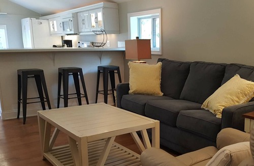 Milton House | Mansion Farm Inn