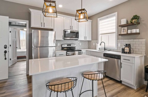 Ottawa Condo | Mansion Flat @ Navvy Town