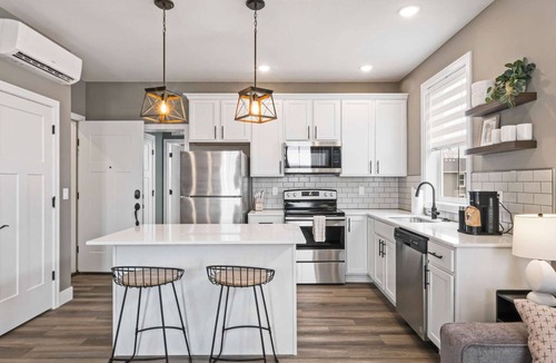Ottawa Condo | Mansion Flat @ Navvy Town