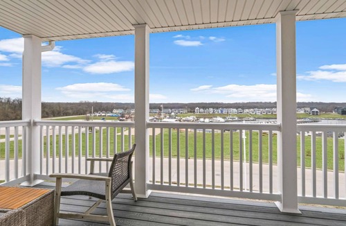 Ottawa Condo | Mansion Flat @ Navvy Town