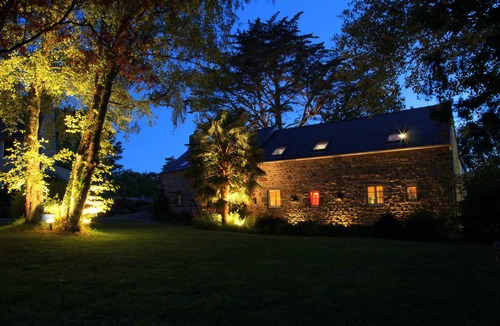 Hopital-Camfrout Cottage | Mansion - Hôpital Camfrout