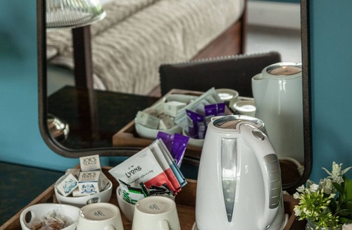 Llanybri House | Mansion House Llansteffan