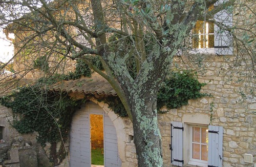Issirac House | Mansion - ISSIRAC