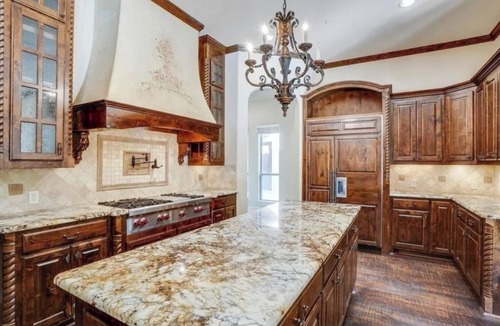 Westlake House | Mansion Of Westlake 6 bedrooms 6.5 Bath 6 car Garage & Pool & Apartment 2 acres