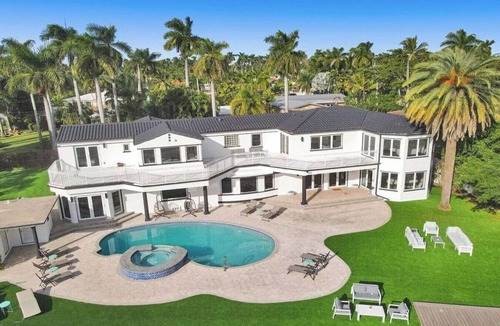 South Lake Villa | Mansion on the Bay, pool, Dock, 6K+SF