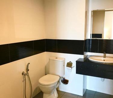 Downtown George Town Apartment | Mansion One Suites by Little Cabin